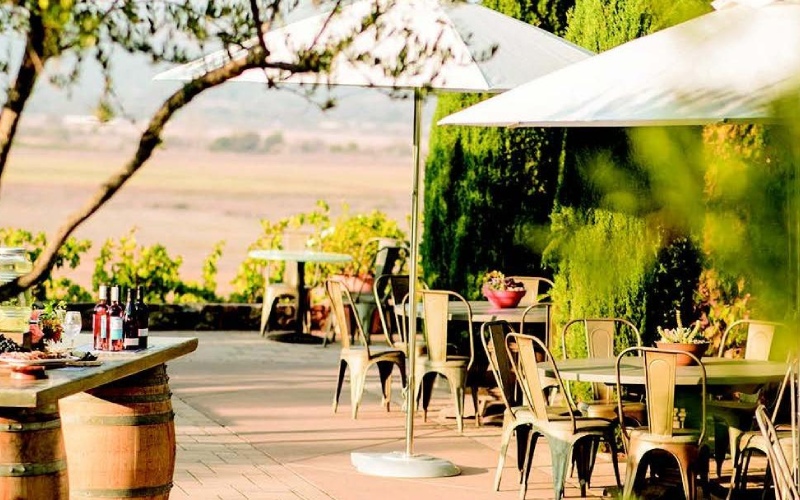 outdoor wedding venues
